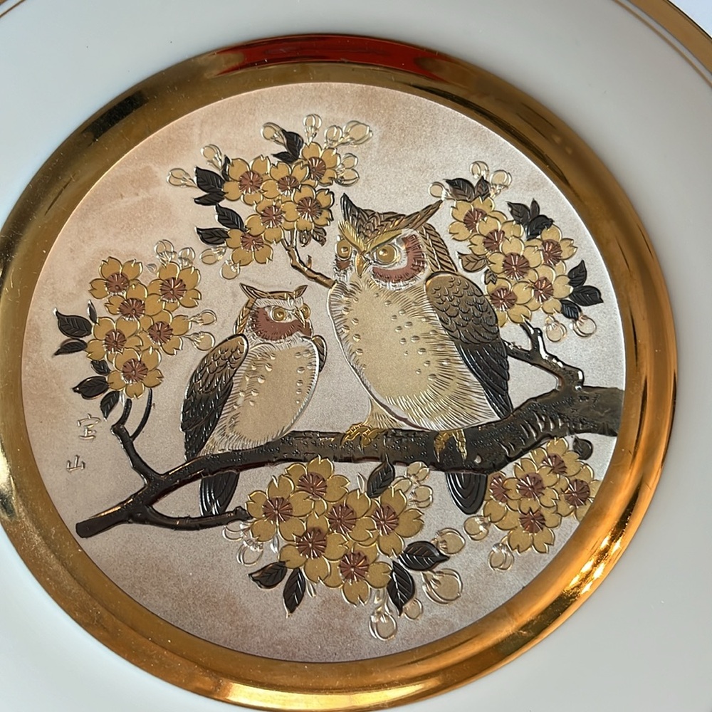 Owl Gold and White Decorative Plate! - Picture 3 of 4